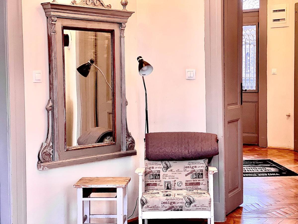 F14 Guest House By Small Home Budapest Esterno foto