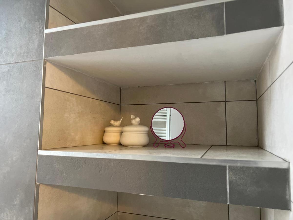 F14 Guest House By Small Home Budapest Esterno foto