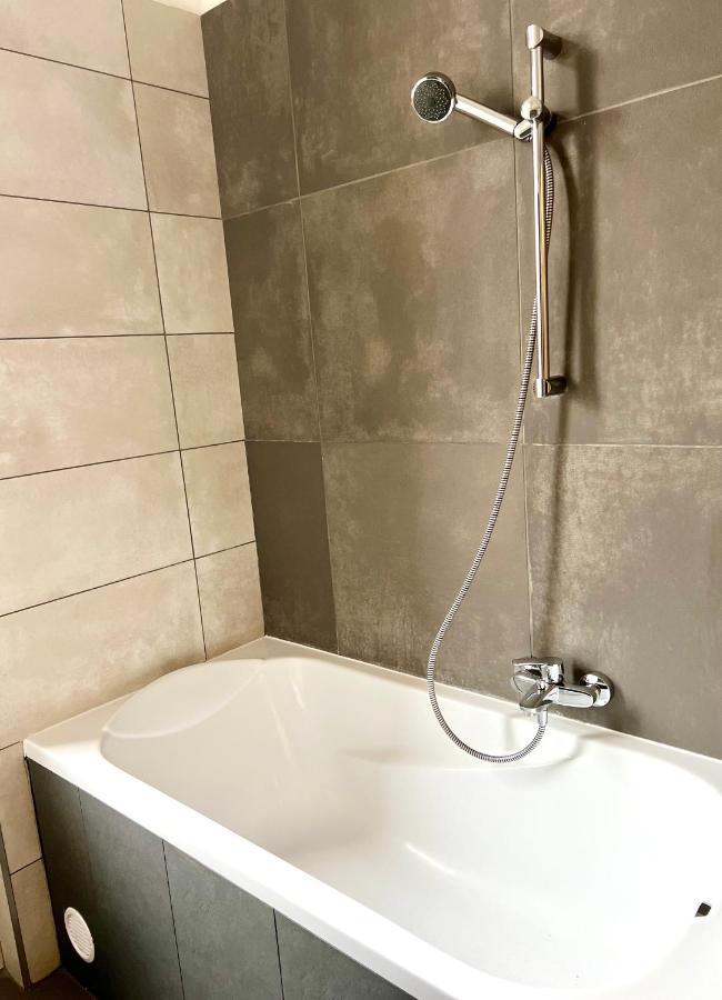 F14 Guest House By Small Home Budapest Esterno foto